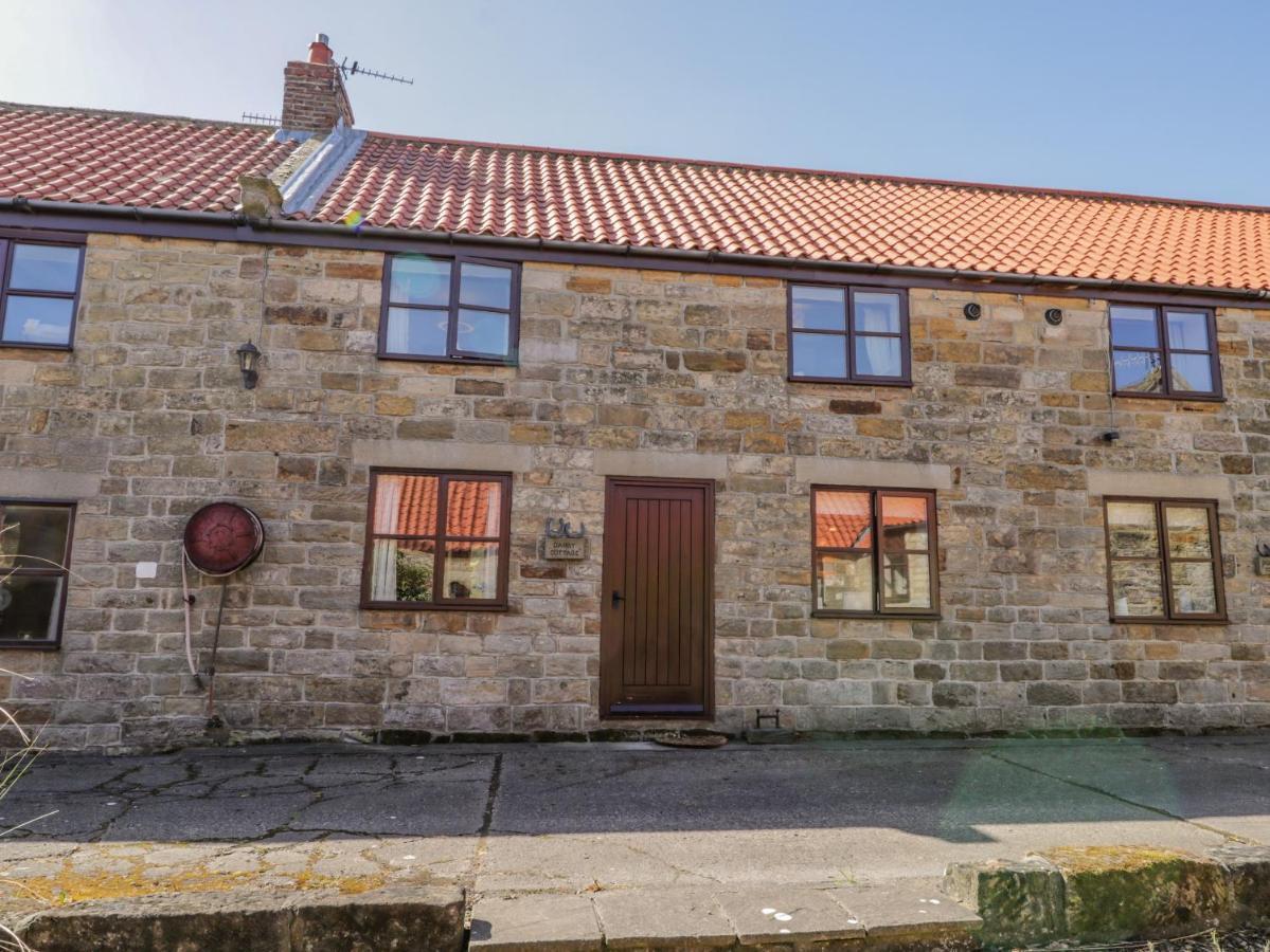 Danby Cottage 휫비 외부 사진