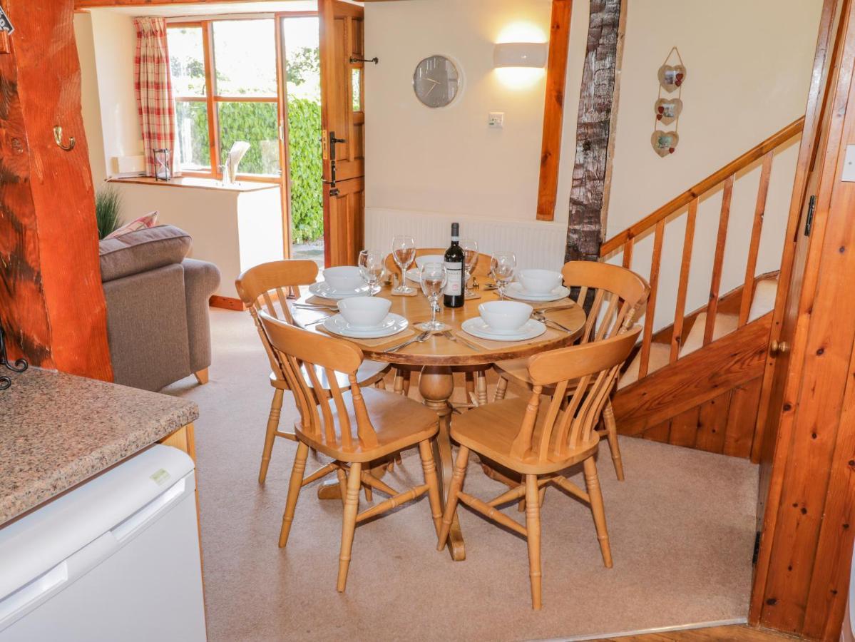 Danby Cottage 휫비 외부 사진