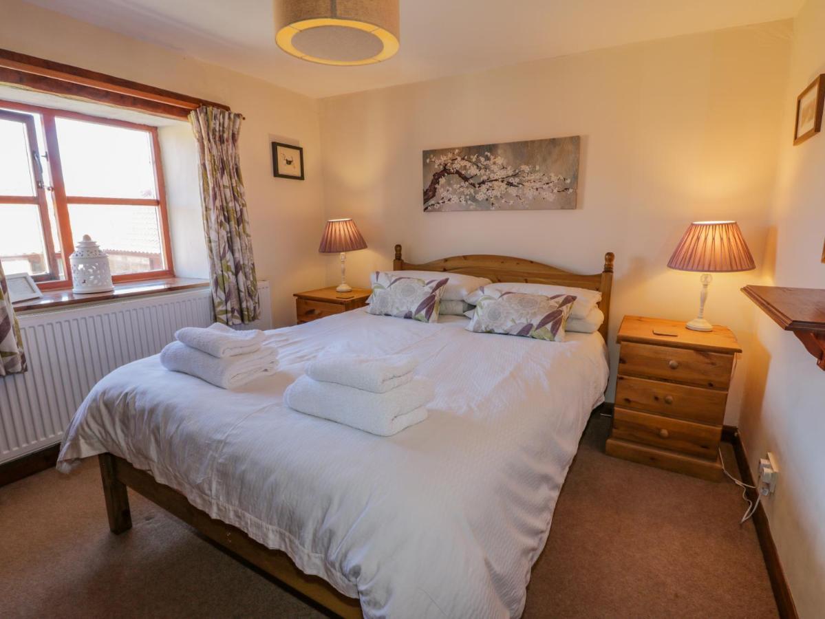 Danby Cottage 휫비 외부 사진